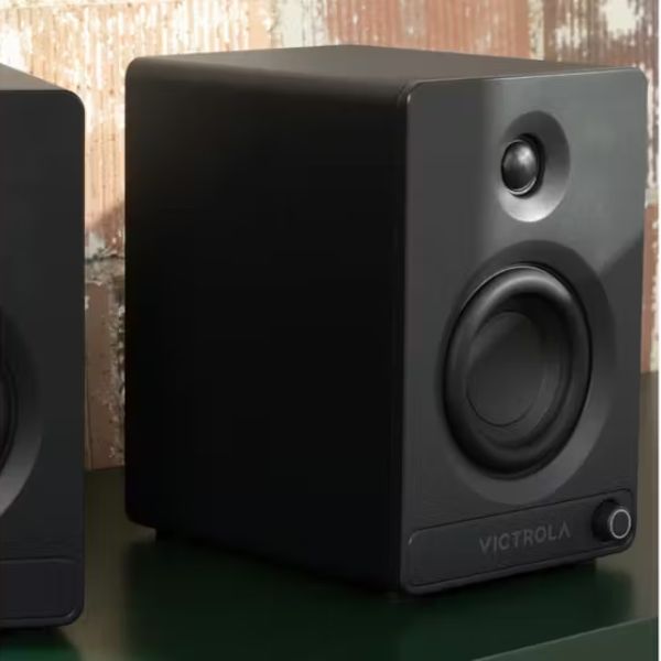 Victrola Tempo Bookshelf Speakers (VPS-400-BLK-INT)