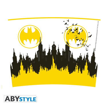 Batman Bat-Signal at Gotham City's  Skyline Design DC Comics Licensed White 0.35 L Insulating Plastic Travel Mug/Tumbler