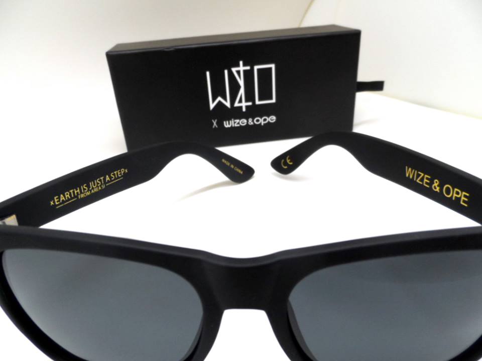 W&O : Drive - Black Sunglasses
